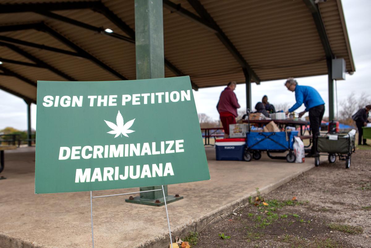 Five Cities in Texas Voted To Stop Making Marijuana a Crime!