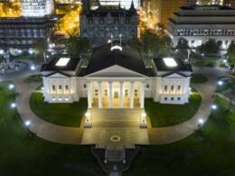 Virginia lawmakers advance 2 marijuana bills in divided Legislature